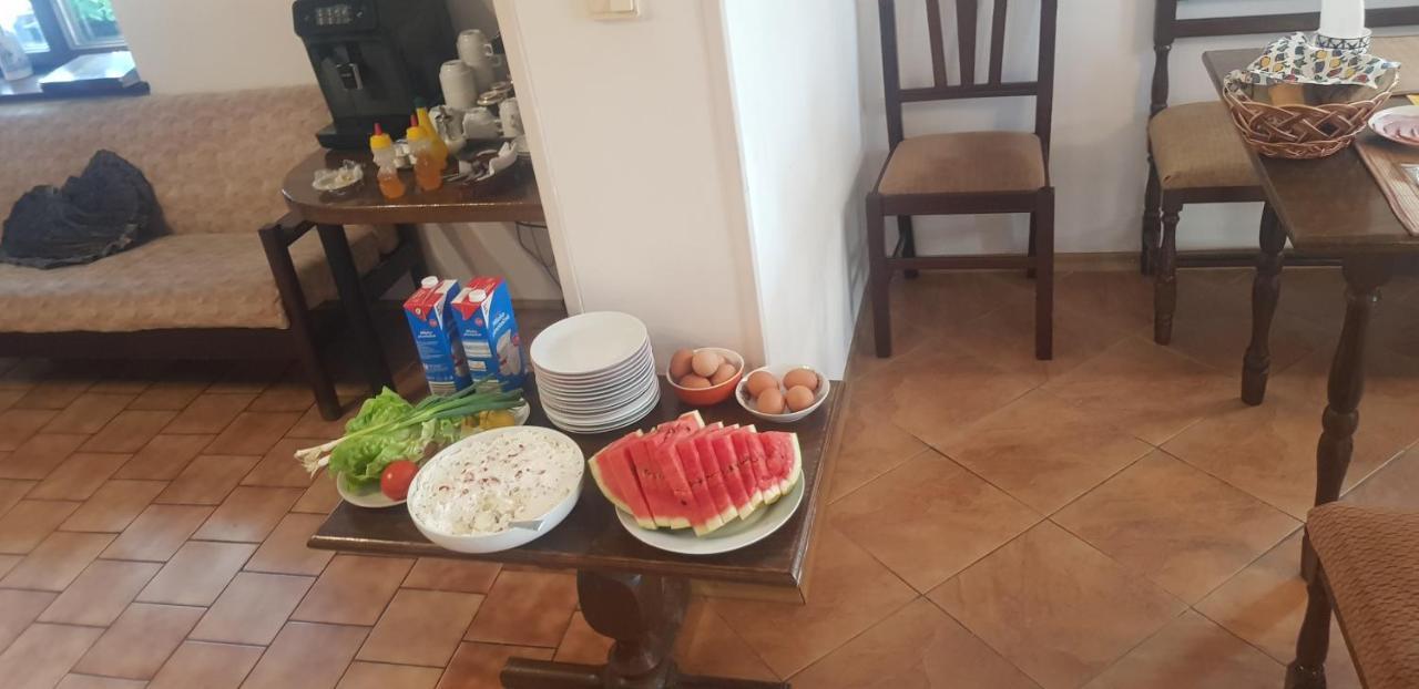 Penzion Spissky Dvor Smizany Luaran gambar