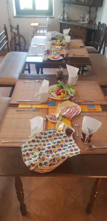 Penzion Spissky Dvor Smizany Luaran gambar